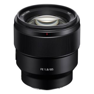 Sony FE 85mm f/1.8 Lens (SEL85F18)