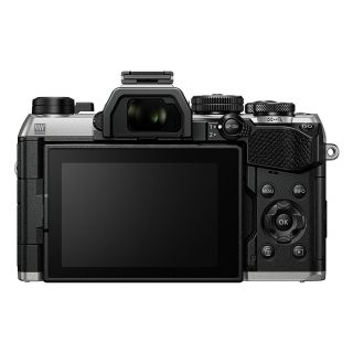 OM SYSTEM OM-5 Mark II Mirrorless Camera + 14-150mm f/4-5.6 II - Silver