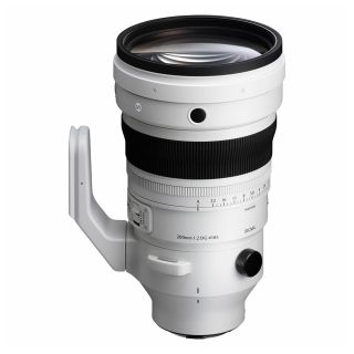 Sigma 200mm f/2 DG OS Sport Lens for L-mount